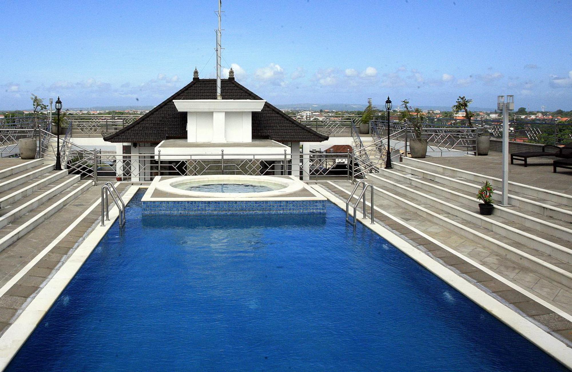 Bali Paradise City Hotel Denpasar Exterior foto